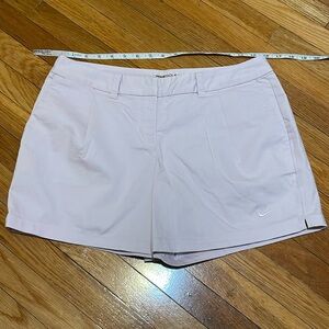 Women’s light purple Nike Golf DRI-FIT shorts size 8